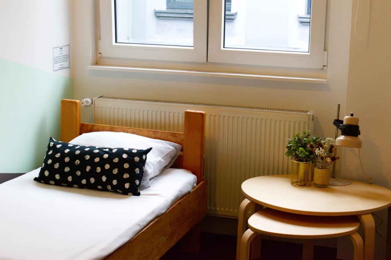 Stay Swanky Hostel Zagreb Bagian luar foto