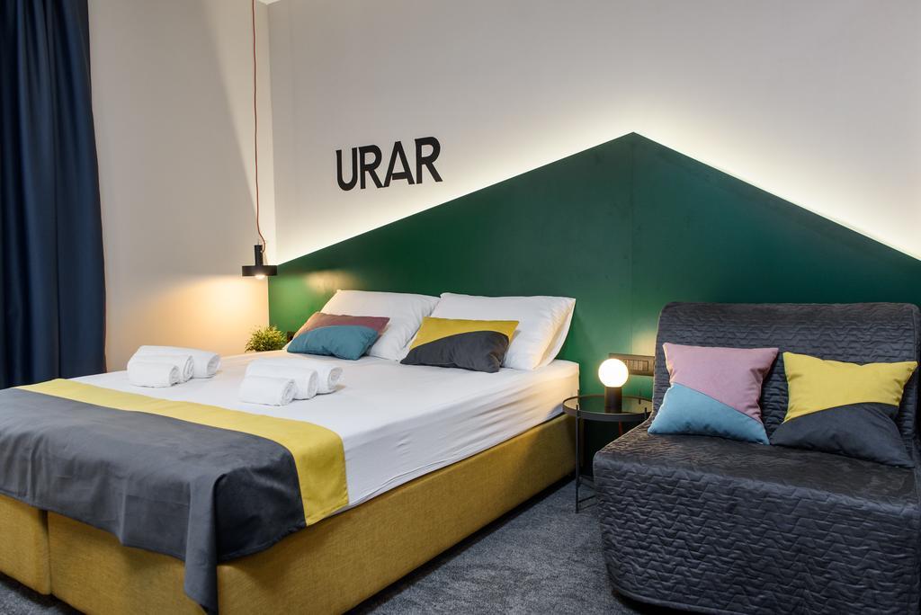 Stay Swanky Hostel Zagreb Bagian luar foto