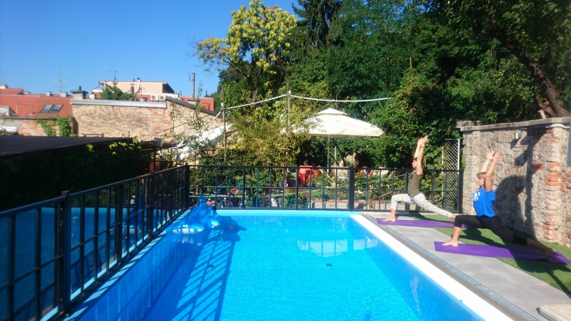 Stay Swanky Hostel Zagreb Bagian luar foto