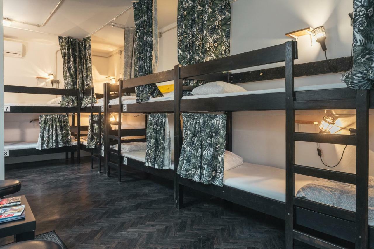 Stay Swanky Hostel Zagreb Bagian luar foto